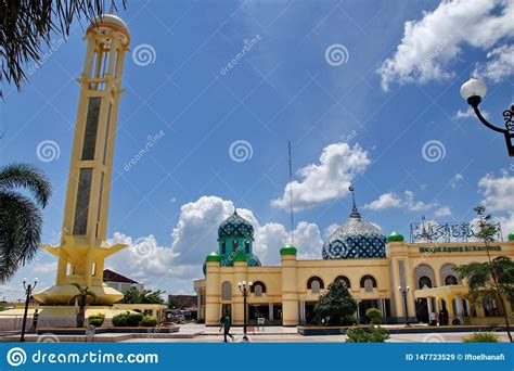 Al Karomah Great Mosque O Lugar De Culto Principal Para Mu Ulmanos Na