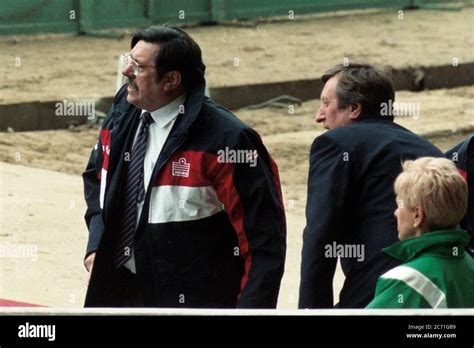 Ricky Tomlinson during filming as he plays Mike Bassett England manager ...