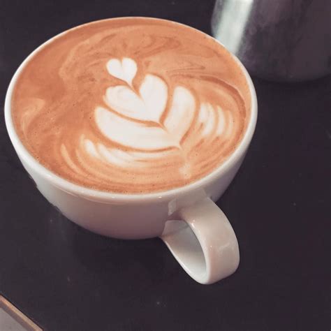 Latte Tulip 3 Tier Latte Art Food