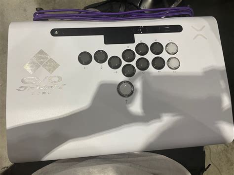 Hitbox Victrix Pro FS 12 with laser print 電子遊戲 遊戲機配件 手掣 Carousell