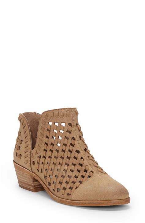 Lyst Vince Camuto Phortiena Suede Block Heel Booties In Brown