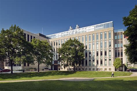 University Of Chicago Searle Chemistry Laboratory Hga