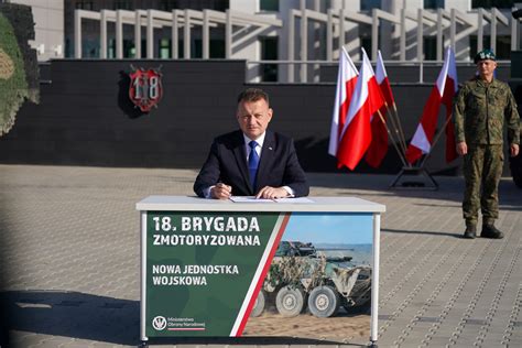 Formowanie 18 Brygady Zmotoryzowanej W Poniatowej MILMAG