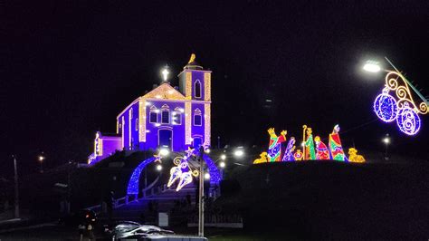 Natal de Luz em Saquarema Celebração Festiva Transforma a Cidade em