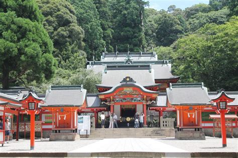 Kirishima Jingu Shrine and its Mythology - VOYAPON