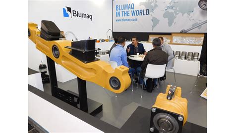 Blumaq Salda Con Un éxito Rotundo Su Asistencia A Bauma 2016 Maquinaria Obra Pública Alquiler