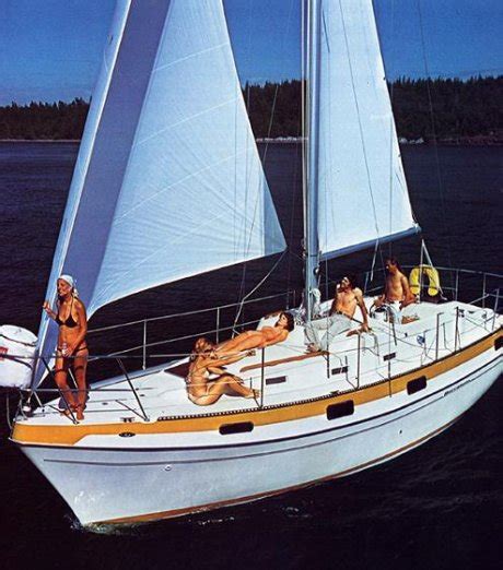 Buccaneer 320 Sailboat