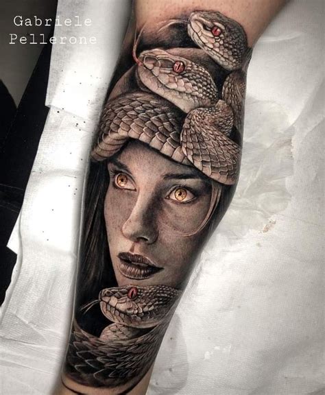 Pin By Chiara Valenti On Realistic Tatoo Medusa Tattoo Design