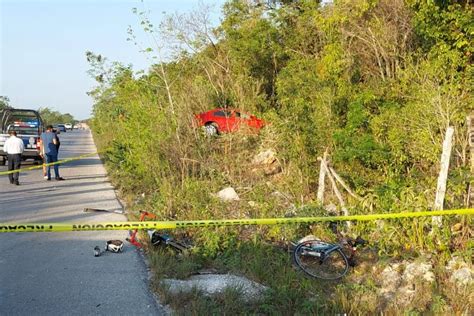 Tres Ciclistas Son Atropellados En La Avenida Huayacan De Canc N Uno