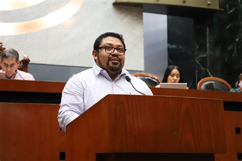 Exhort El Congreso A Instancias De Gobierno Para Regular Los Topes