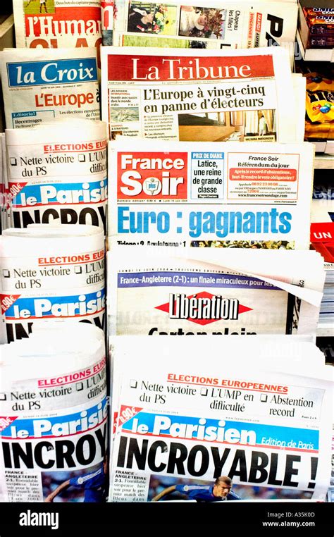 French Newspapers High Resolution Stock Photography And Images Alamy