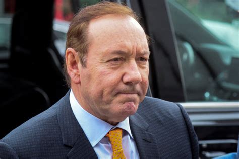 El Actor Estadounidense Dem Crata Y Amigo De Epstein Kevin Spacey Se