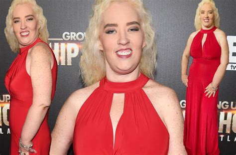 [pics] Mama June Weight Loss Star Wears Red Dress At Premiere