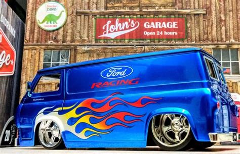 Pin De Donat Duguay En Custom Hot Wheels Cosas De Coche Coches De Carreras Autos