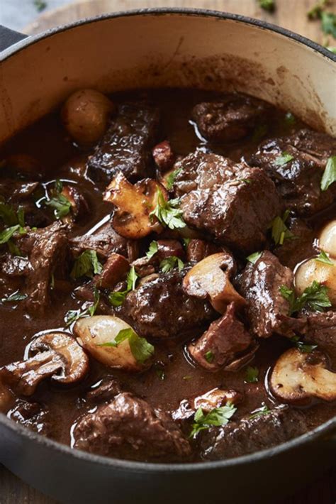 Hairy Bikers Beef Bourguignon Slow Cooker | British Chefs Table