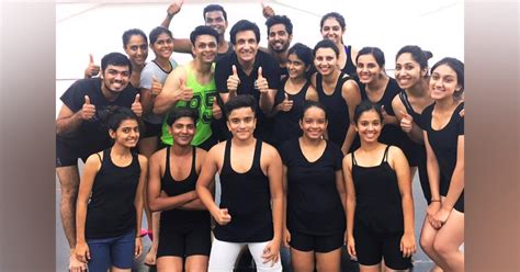 Shiamak Davar Dance Classes In Mumbai | LBB Mumbai