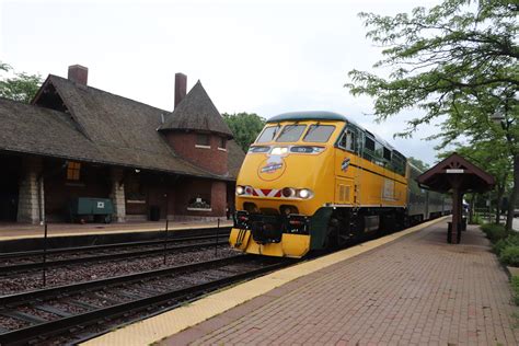 C NW Heritage Metra 90 The C NW Heritage Unit Leads UP N T Flickr