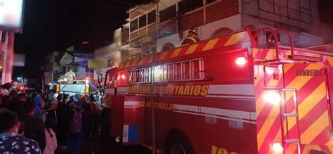 Incendio estructural destruyó locales en Chimaltenango Chapin TV