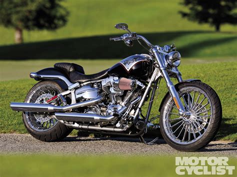 New Motorcycle Harley Davidson Softail Breakout Wallpapers And Images