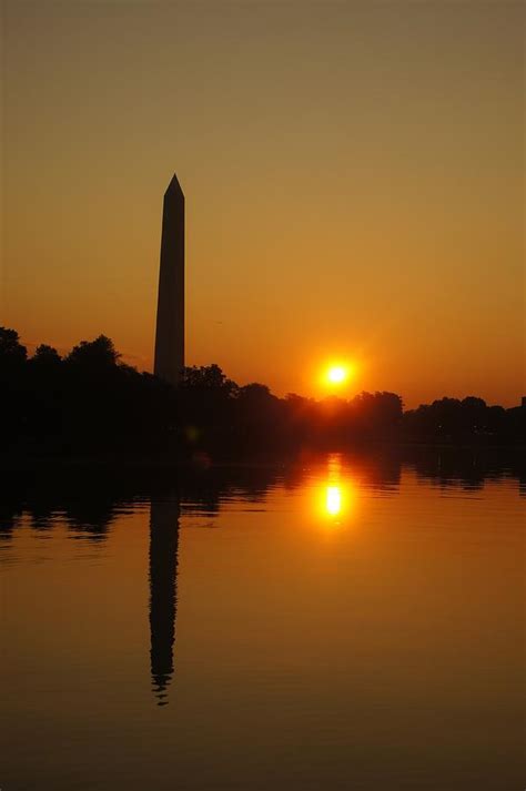 Washington Monument at Sunrise Photograph by Chris Jarrell