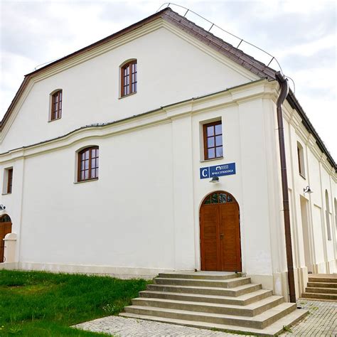 Muzeum Zesp Synagogalny We W Odawie Renewal Art Dawniej