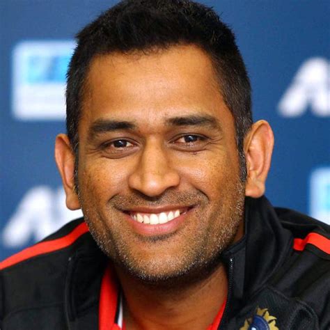 How Tall Is Mahendra Singh Dhoni Height Of Mahendra Singh Dhoni Celeb Heights™