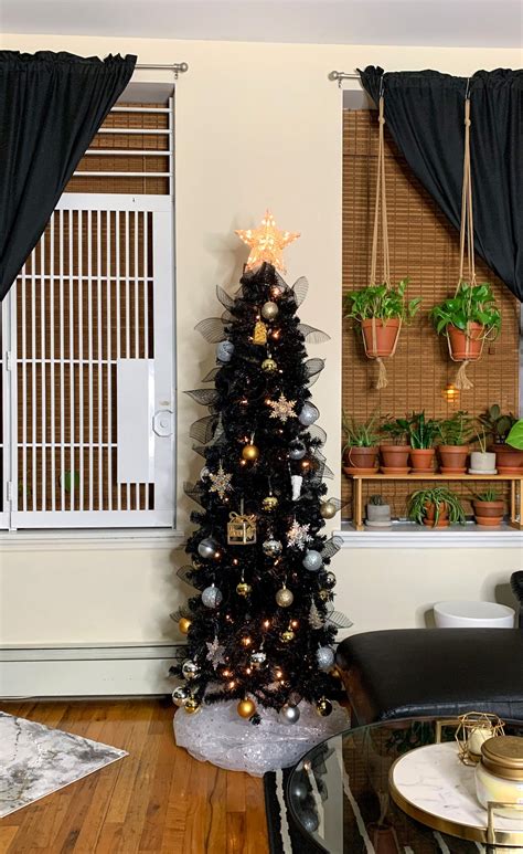 It's The Black Christmas Tree For Me This Year - The Glamorous Gleam