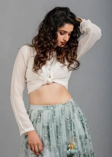 Tanya Ravichandran Latest Hot Pics And Photos