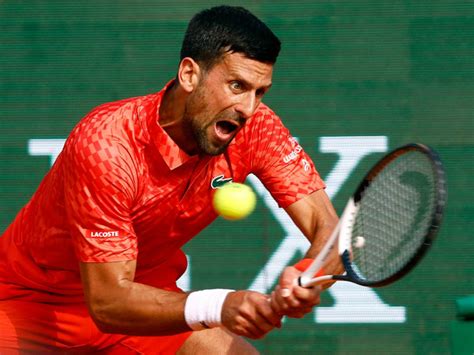 Djokovic no la pasó bien en su estreno en Montecarlo