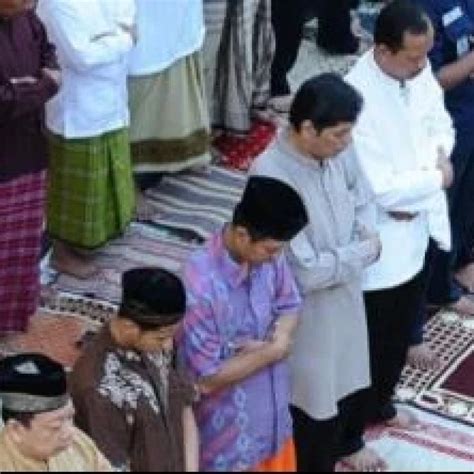 Tata Cara Dan Bacaan Shalat Witir Lengkap Dengan Niat Dan Doa