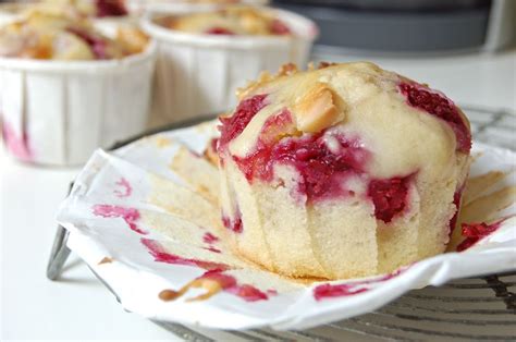 Muffins Aux Framboises Et Chocolat Blanc Les Bonheurs D Anne Alex