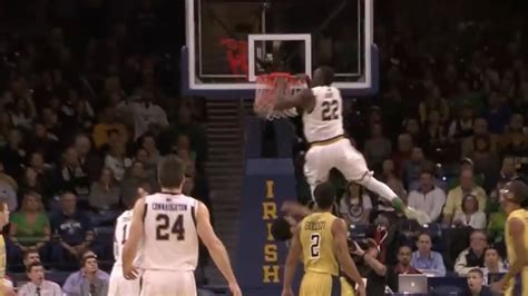 Lebron James Head Above The Rim