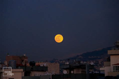 Rising Full Moon - Jessica Rahhal