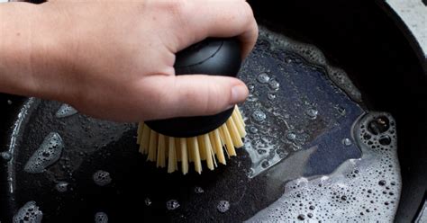 6 Must-Have Cast Iron Cleaning Tools | Lodge Cast Iron