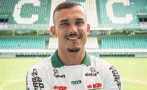 Cruzeiro Empresta Atacante William Pottker Ao Coritiba At O Fim De