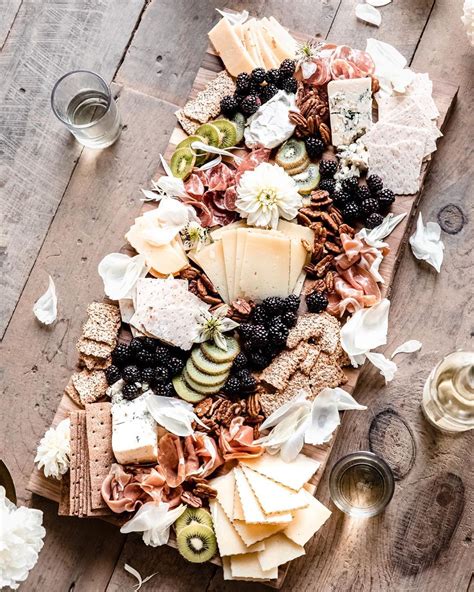 How To Make An Instagram Worthy Charcuterie And Cheese Board Artofit