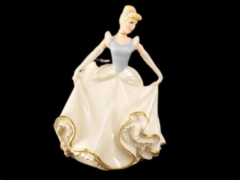 Lenox Disney Princess Cinderella Enchanted Evening Figurine New In Box