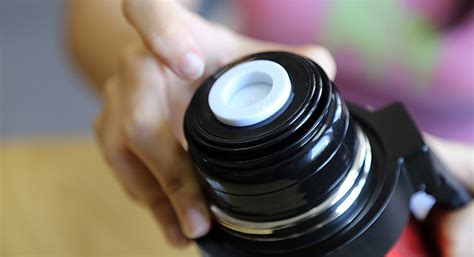 Bình Giữ Nhiệt Metal Motor Hot Tank Lock Lock LHC RED ml