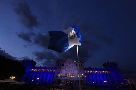 Guatemala Conmemora 202 Años De Independencia Patria Agencia Guatemalteca De Noticias