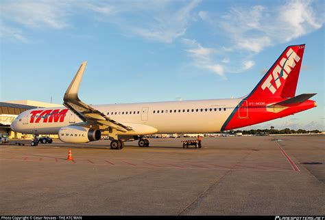 PT MXM TAM Linhas Aéreas Airbus A321 231 WL Photo by Cesar Novaes