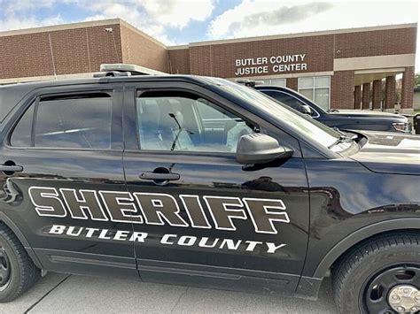 Krvn 880 Krvn 931 Kami Rural Sheriffs Race Roils Butler County