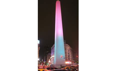 Obelisco De Buenos Aires Se Ilumina Con Los Colores De M Xico El