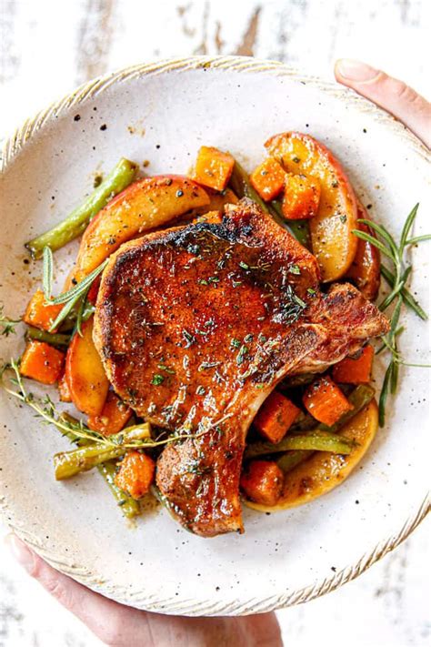 One Pan Pork Chops With Apples And Veggies Video Tips And Tricks