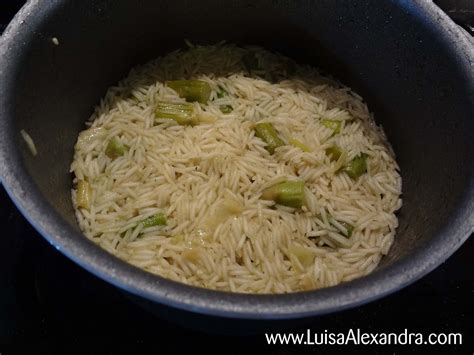 Arroz Basmati Espargos Verdes Frescos E Salteado De Tomate E