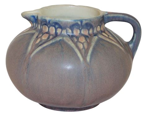 Newcomb College Pottery 1932 Geometric Design Creamer Irvine