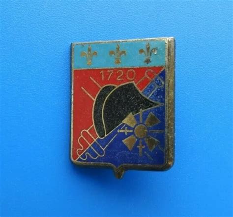 2277 INSIGNE MILITAIRE 4 Régiment dArtillerie 1720 Delsart G