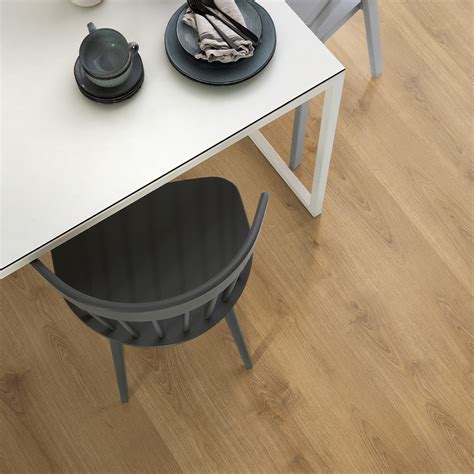 EGGER PRO CLASSIC 8 32 4V Natural North Oak E padló Vinyl padló