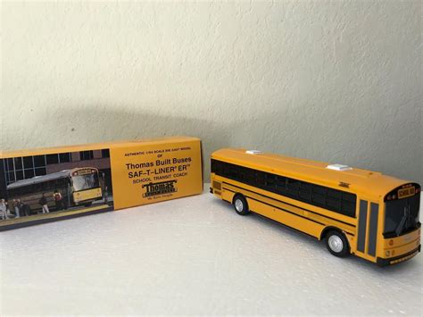 Diecast 1/54 Thomas Built Buses SAF-T-LINER ER Schoolbus [NEW IN BOX ...