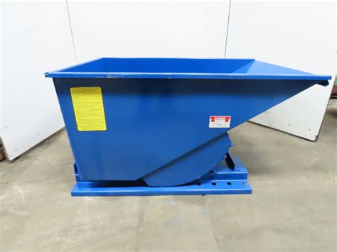 Iron Bull Bull Jr. Series Self Dumping Trash Scrap Hopper 1 Yard Capacity | Bullseye Industrial ...