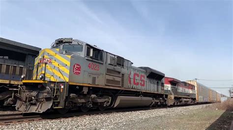 RARE CSX Q262 Ridgefield Park NJ With A KCS Grey Ghost SD70ACe